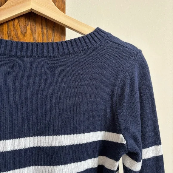 Hollister Size Small Navy Blue Cropped Long-Sleeve Striped V-Neck Sweater - Picture 5 of 7